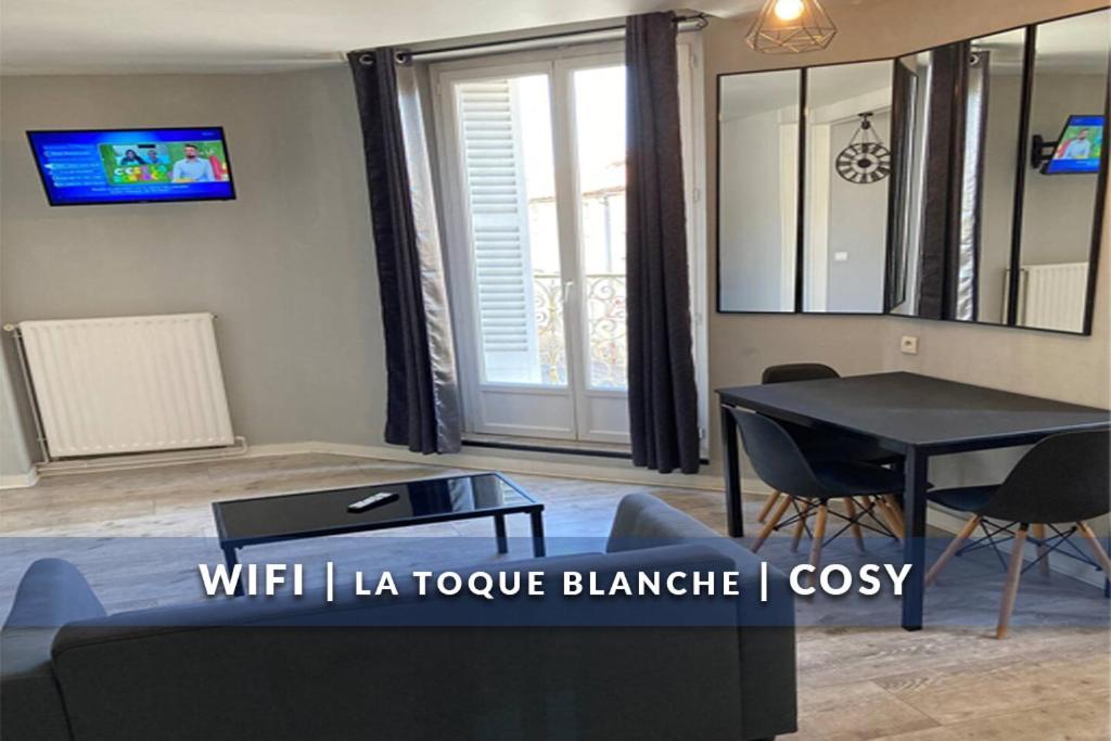 Studio Cosy Centre Ville Ruffec  Εξωτερικό φωτογραφία